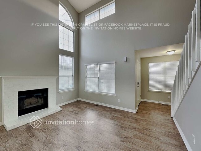 Photo - 5703 E 123rd Dr