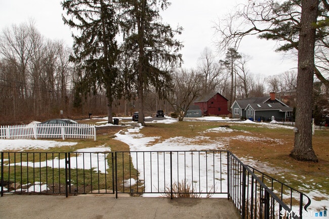 Photo - 1187 Mt Carmel Ave