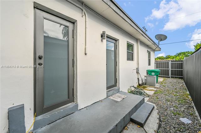 Photo - 2465 NW 35th St