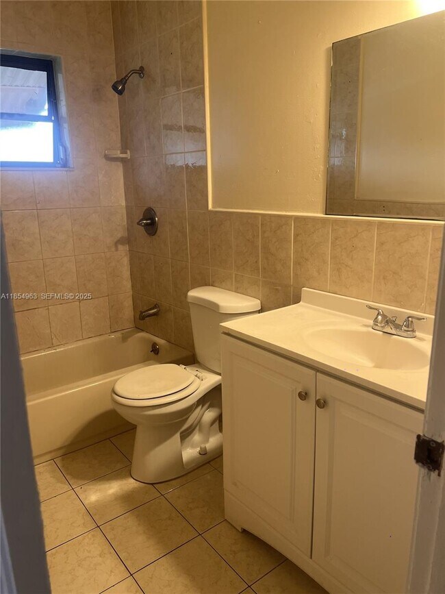 Photo - 6150 Dawson St