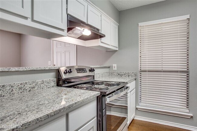 Photo - Austin Place