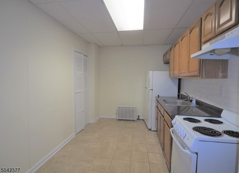 Photo - 10 Waverly Pl Unit 5