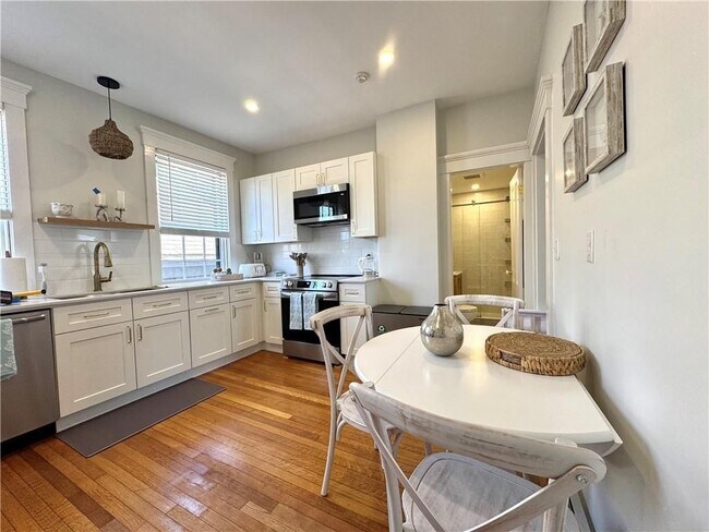 Photo - 19 Walnut St Unit 2