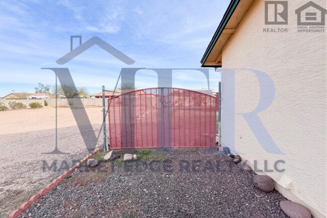 Photo - 2Bed/1.5Bath House in Arizona City! Ready for Immediate Move-In! -- RV GATE! NO HOA!