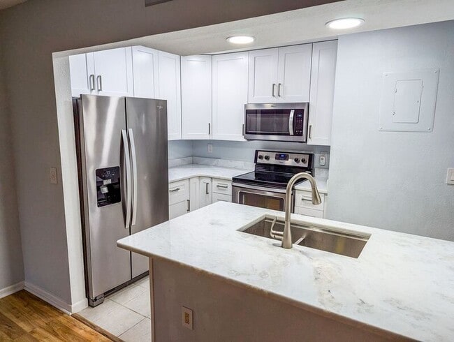 Photo - 160 Live Oak Woods Ct