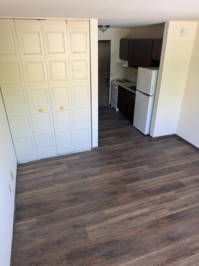 Photo - 437 W Main St Unit 204
