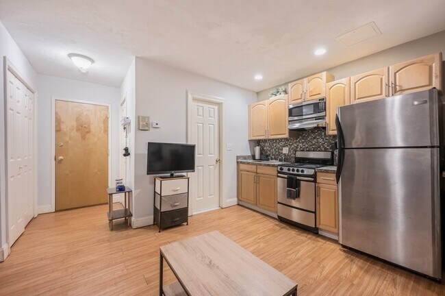 Photo - 21 Aberdeen St Condo Unit B