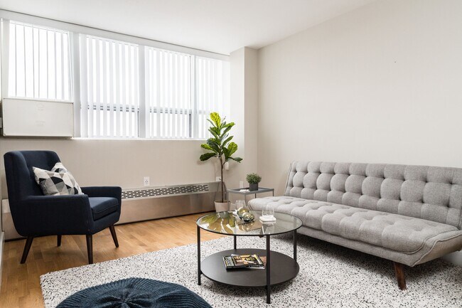 Photo - 730 St Clarens Ave