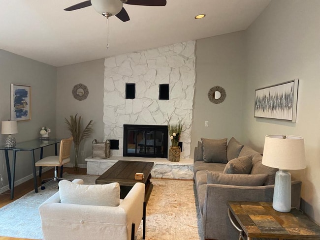 Building Photo - 9424 SW Siletz Dr Rental
