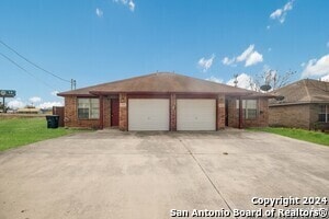 Building Photo - 1152 Misty Acres Dr Rental