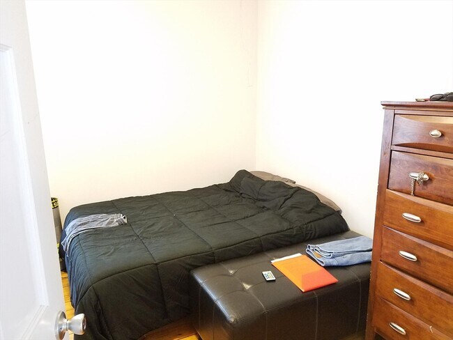 Photo - 100 Flint St Unit 1