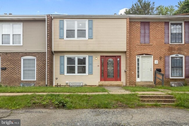 Photo - 10 Clipper Ct Townhome