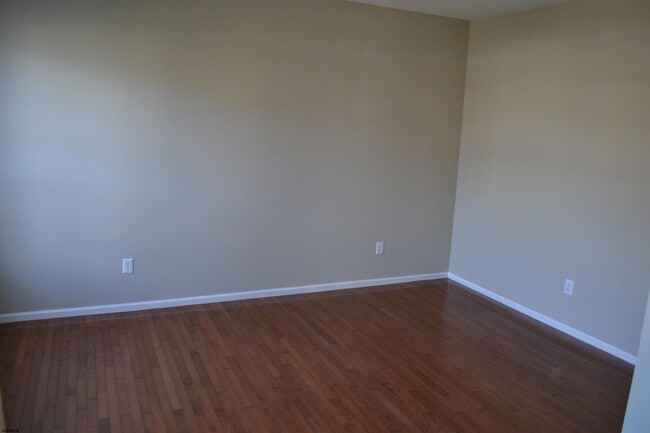Photo - 118 Woodberry Dr