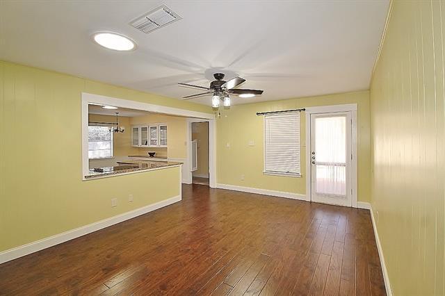 Photo - 1610 Alexander Dr