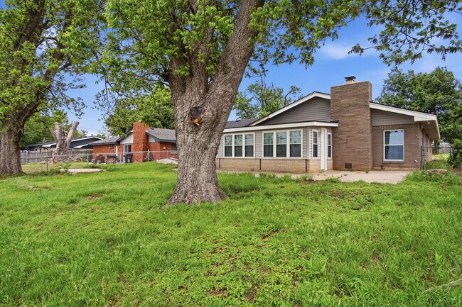 Photo - 3717 N Eagle Ln