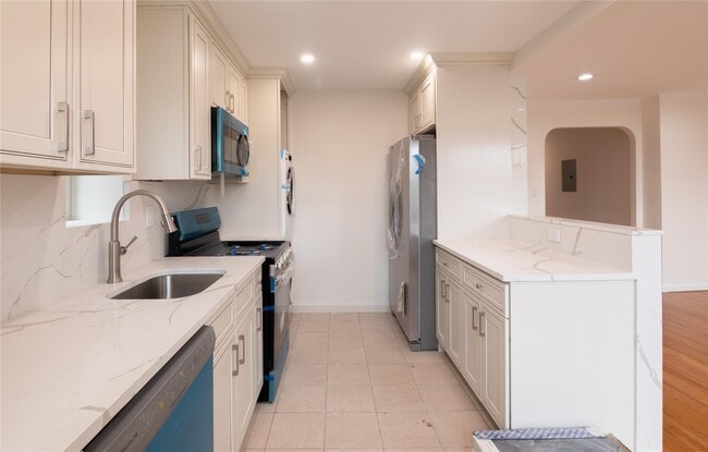 Photo - 22-14 49th St Apartment Unit 2