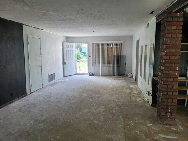 Photo - 1020 N Wesley St