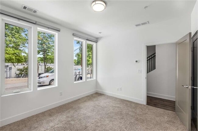 Photo - 1225 Chelsea Cir NW