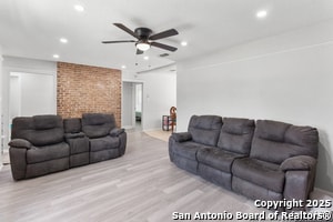 Photo - 338 Scotty Dr