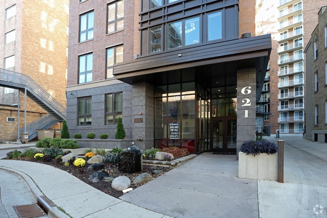 Photo - 621 Mendota Ct