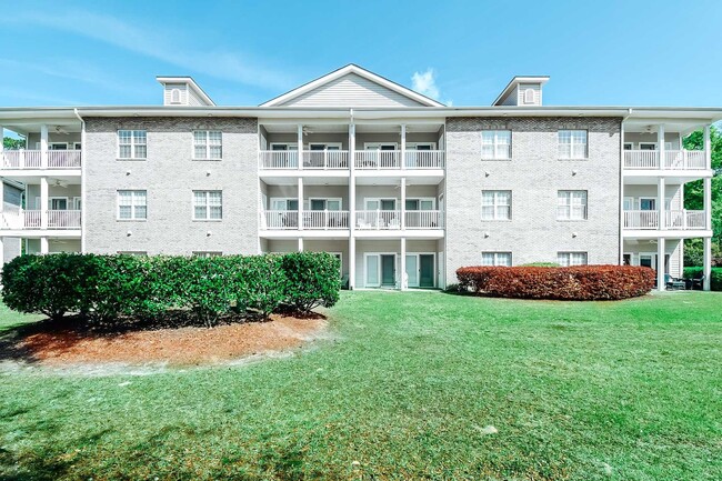 Photo - October to May Lease-Fully Furnished 3 Bed... Condo Unit R908-701-November to May Lease 2024