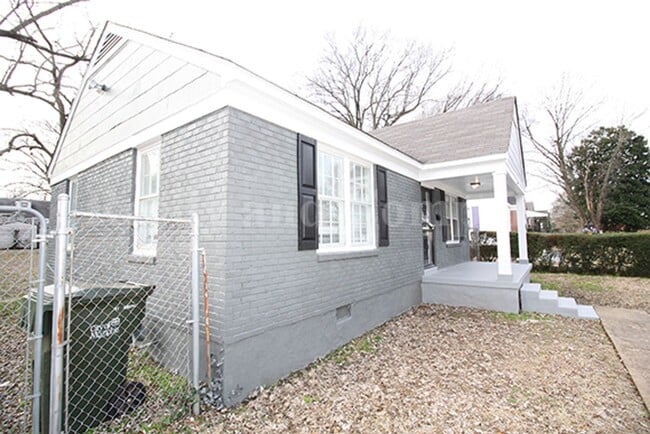 Photo - 2977 N Radford Rd