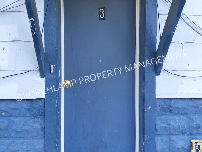 Photo - 505 Catawba Ave Unit #3