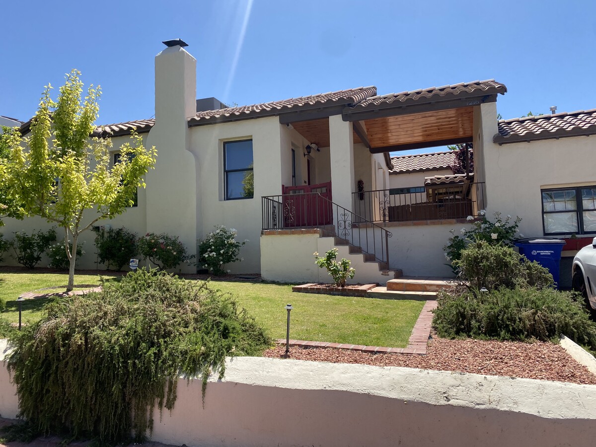 Photo - 1218 Moore St Unidad B Rental