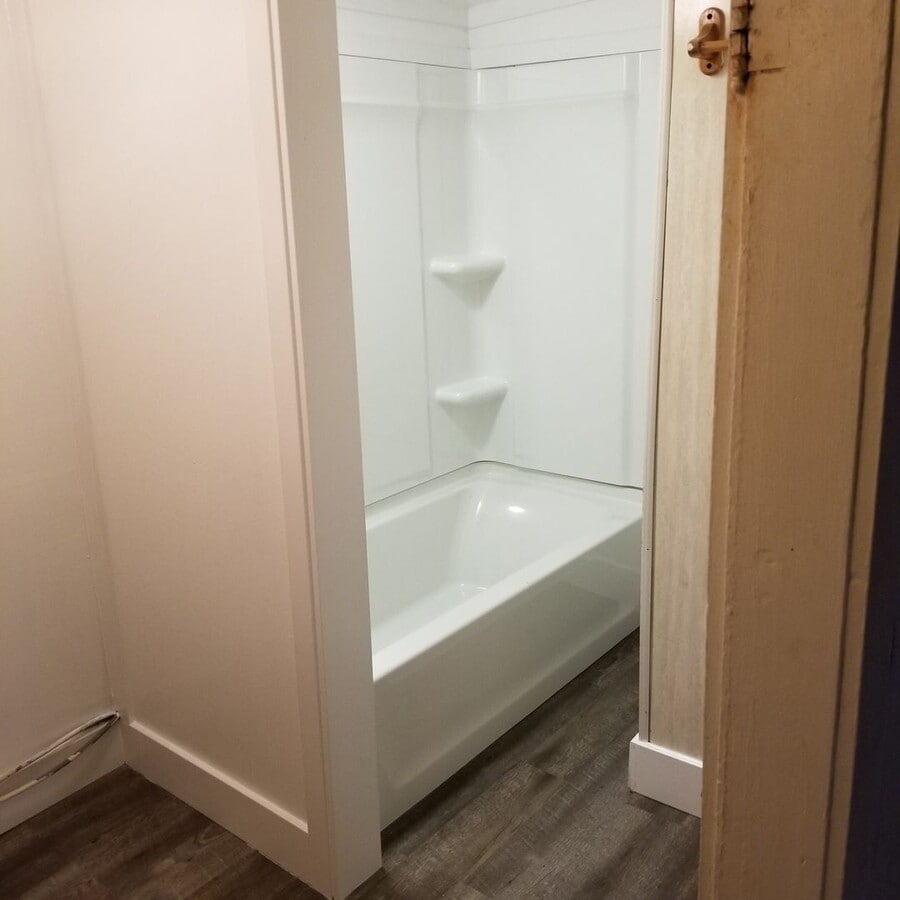 Photo - 103 N Walker Ave