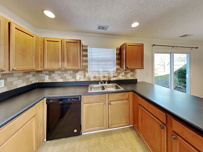 Photo - 218 Wild Flower Ln