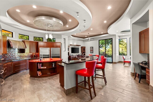 Photo - 2 Castle Oaks Ct