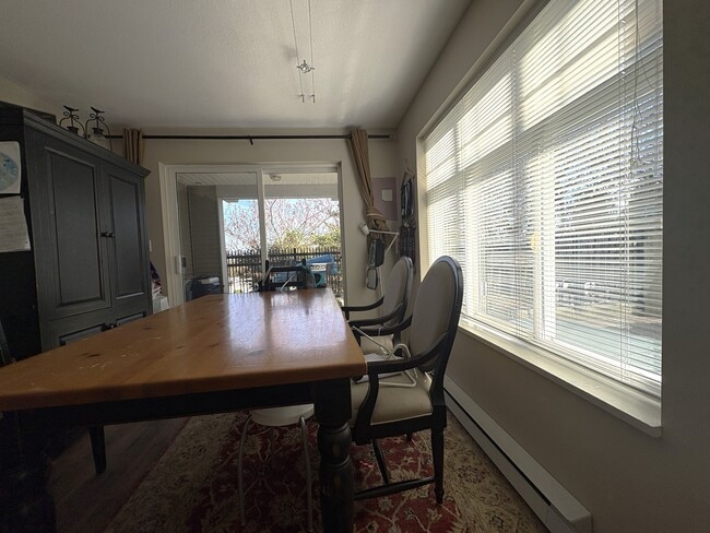 Photo - 1432-1432 Parkway Blvd