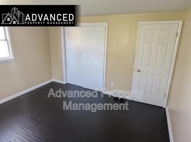 Photo - 7032 A West Mill Road