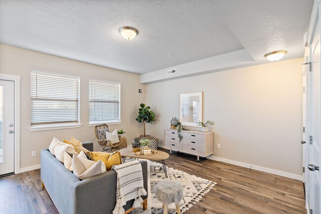 Brownstone Flats Apartments
