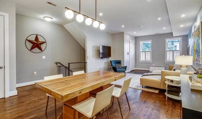 Huge living room / dining room