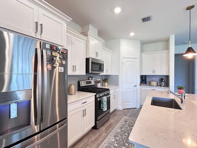 Photo - 1441 Haywagon Trl Unit 1441