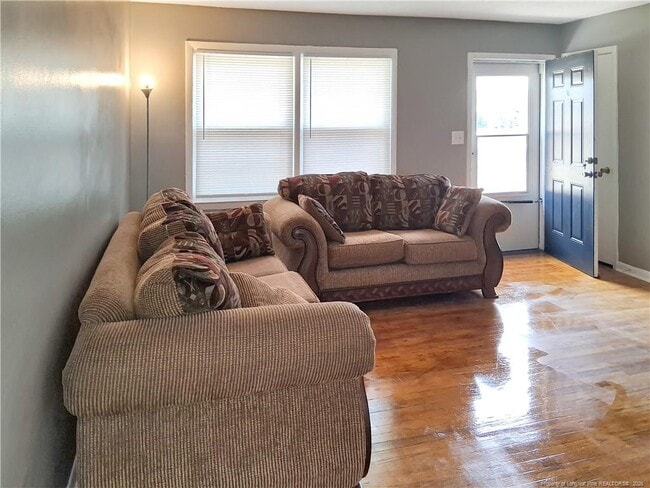 Photo - 753 Goodyear Dr