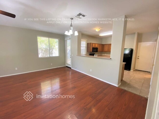 Photo - 117 N 65th Ln