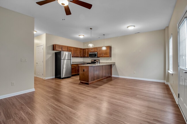 Photo - Hunt Club Circle Townhomes