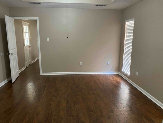 Photo - 30612 Stephen Dr