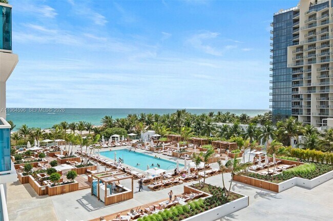 2301 Collins Ave Unit 504