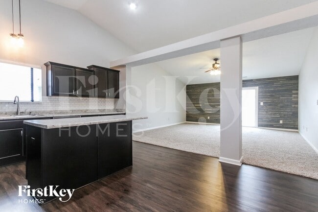 2116 Willow Oak Ct