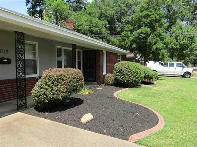 Photo - Mendenhall Acres