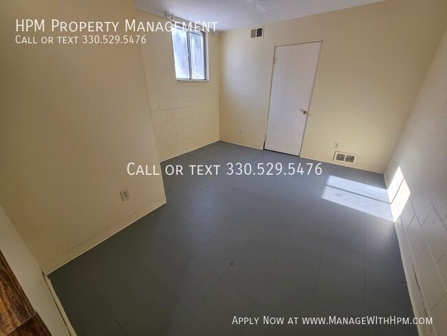 Photo - 1694 Karg Dr