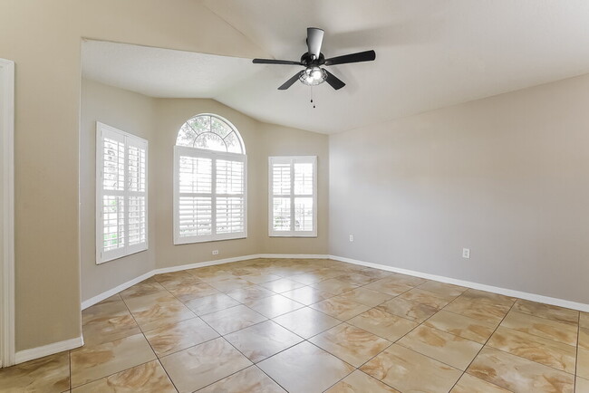 Photo - 14643 Lady Victoria Blvd
