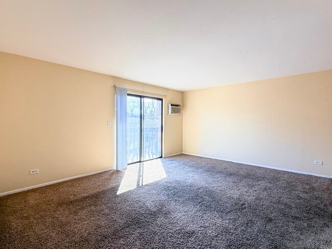 Photo - 645 S Virginia Rd Unidad 222