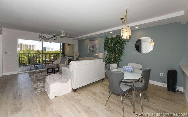 275 Palm Ave Unit C406