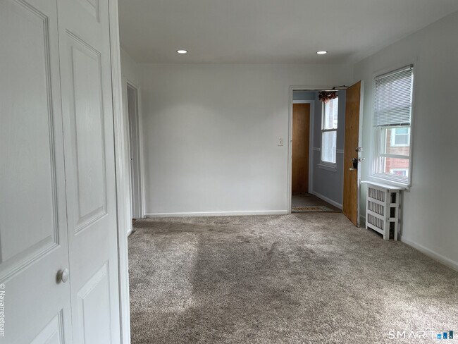 Photo - 34 Standish Rd Unit 3