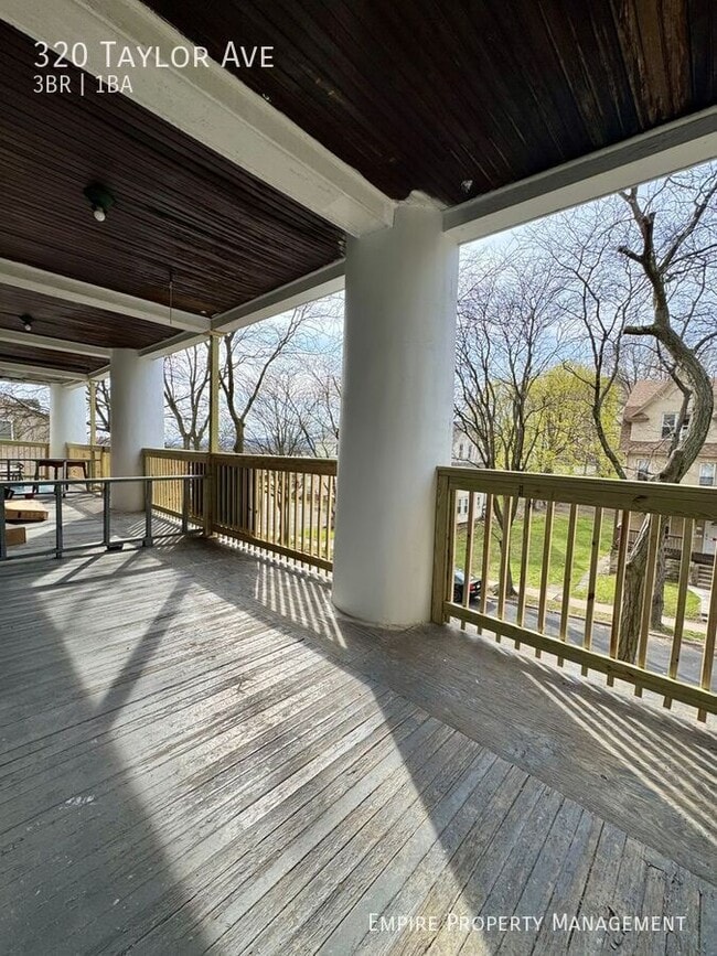 Photo - 320 Taylor Ave