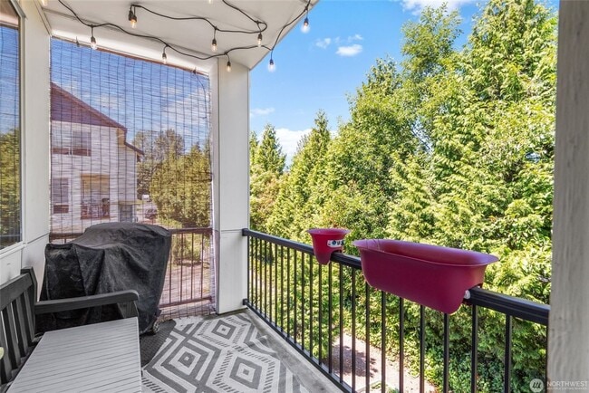 Photo - 14715 Admiralty Way